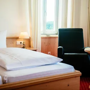 3* Hotel Gut Deutenhof Am Golfplatz